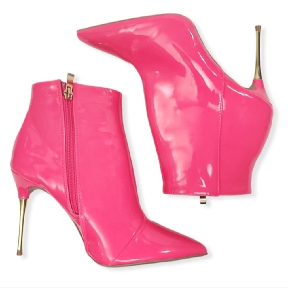 Barbie Girl Pointed Toe Gold Heel Booties Size 6
